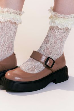 Туфли мэри джейн в карамельном лаке фото