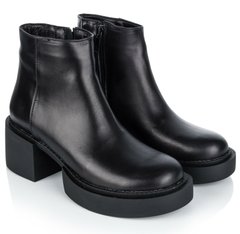 Ботинки черные на невысоком каблуке фото