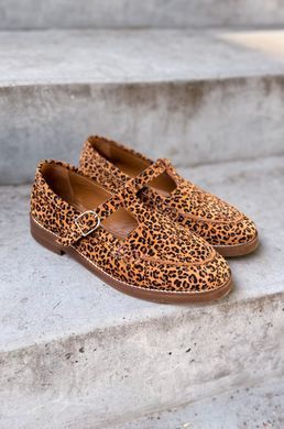 T-Bar лофери Leonie Leopard Suede фото