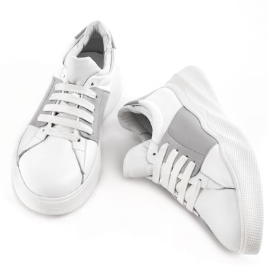 Кросівки білі з сірою вставкою фото