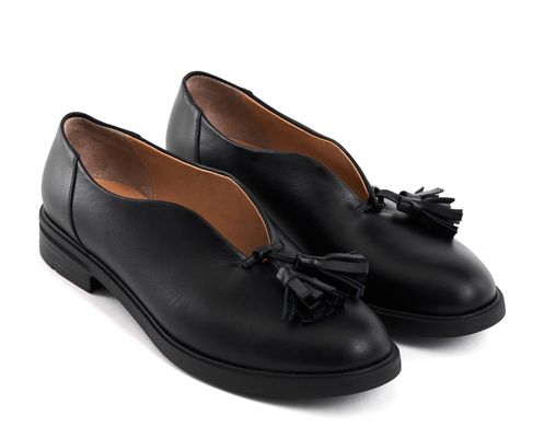 Туфли черные с кисточками фото