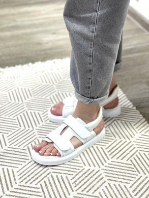 Білі сандалі на липучках фото